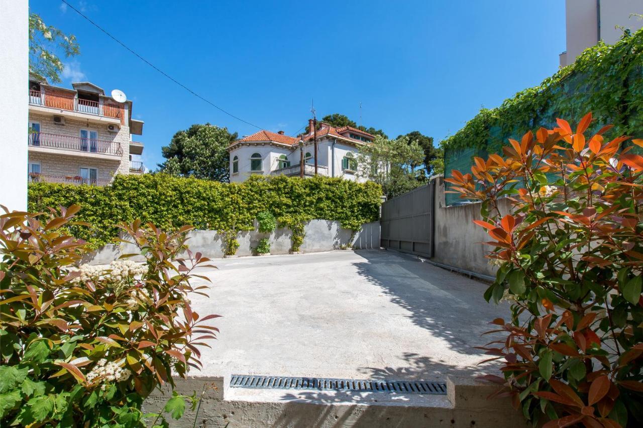 Apartment Nives In The City Center - Free Parking Spalato Esterno foto