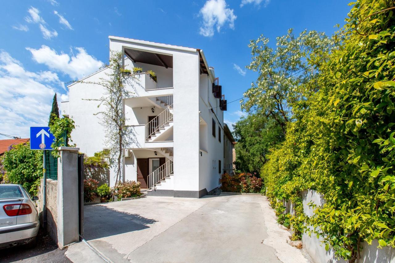 Apartment Nives In The City Center - Free Parking Spalato Esterno foto