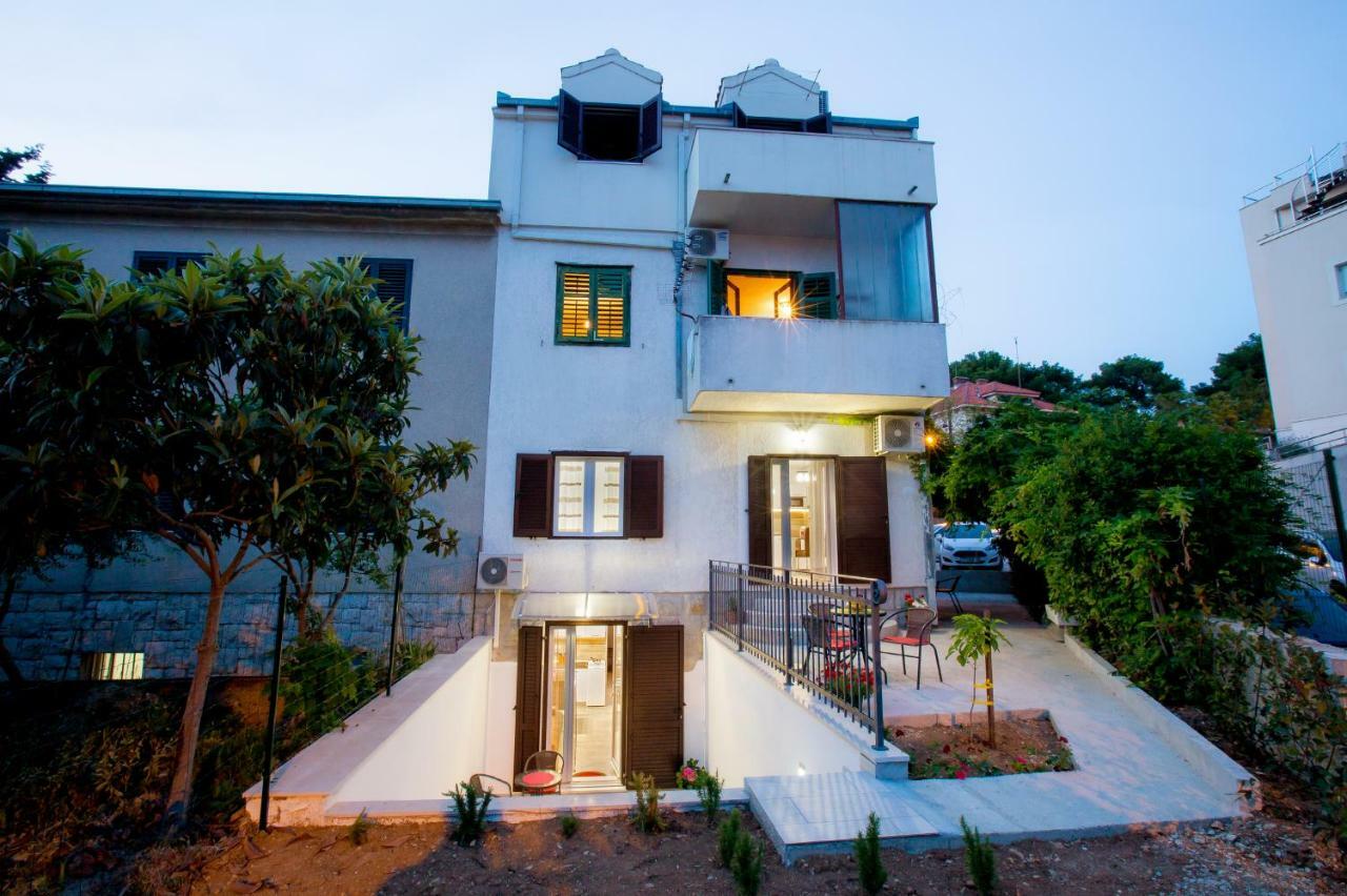 Apartment Nives In The City Center - Free Parking Spalato Esterno foto