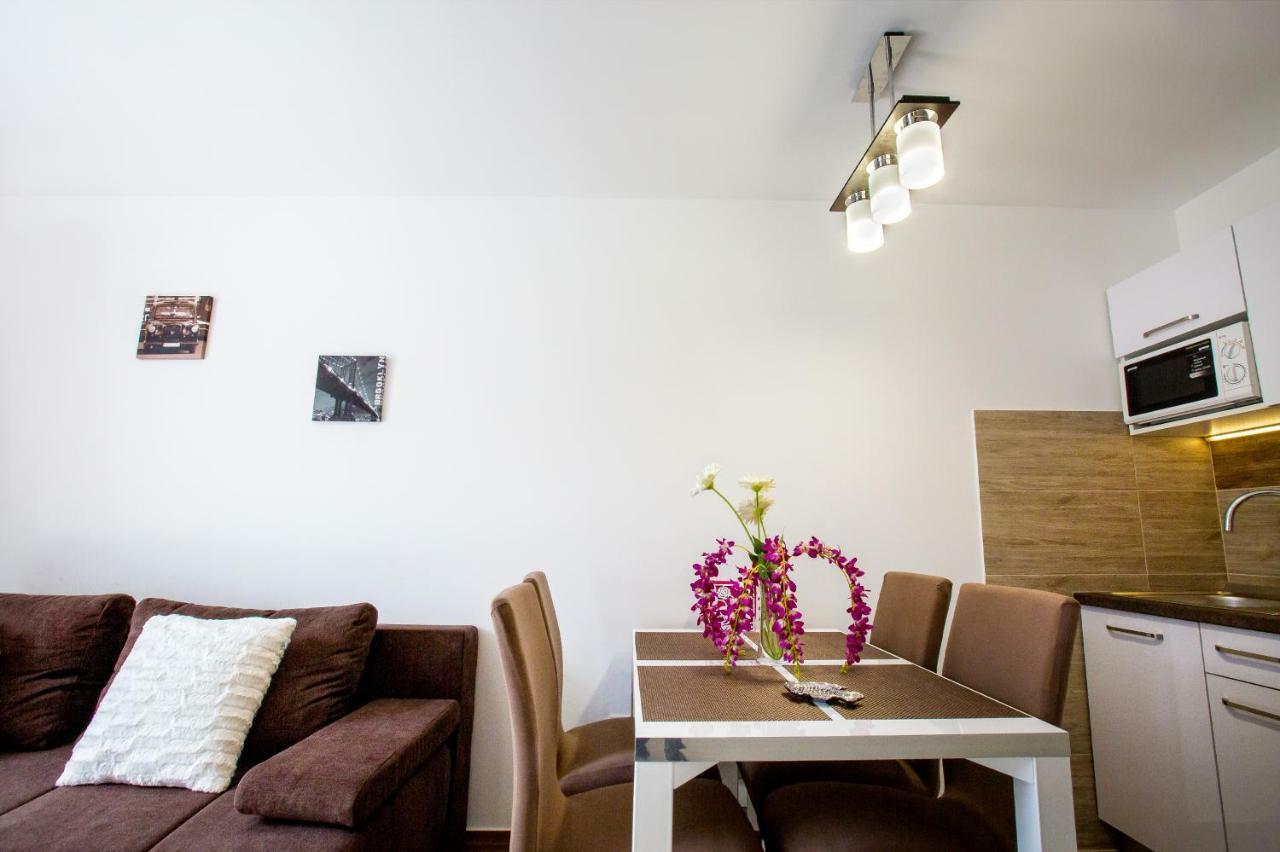Apartment Nives In The City Center - Free Parking Spalato Esterno foto